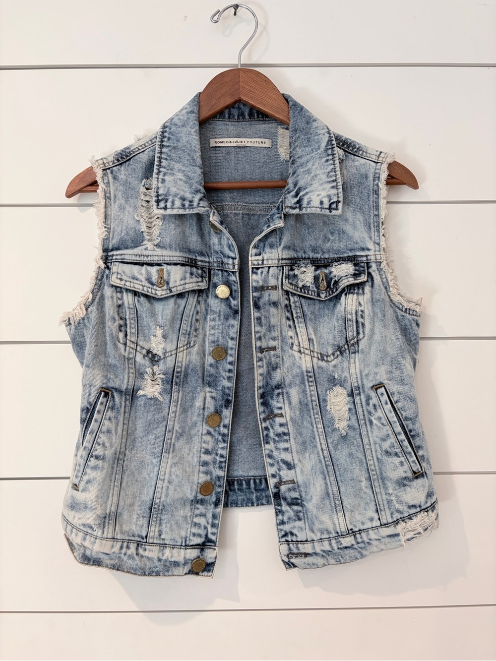 Romeo & Juliet Couture Distressed Denim Vest M Y2K Moto Biker Grungecore